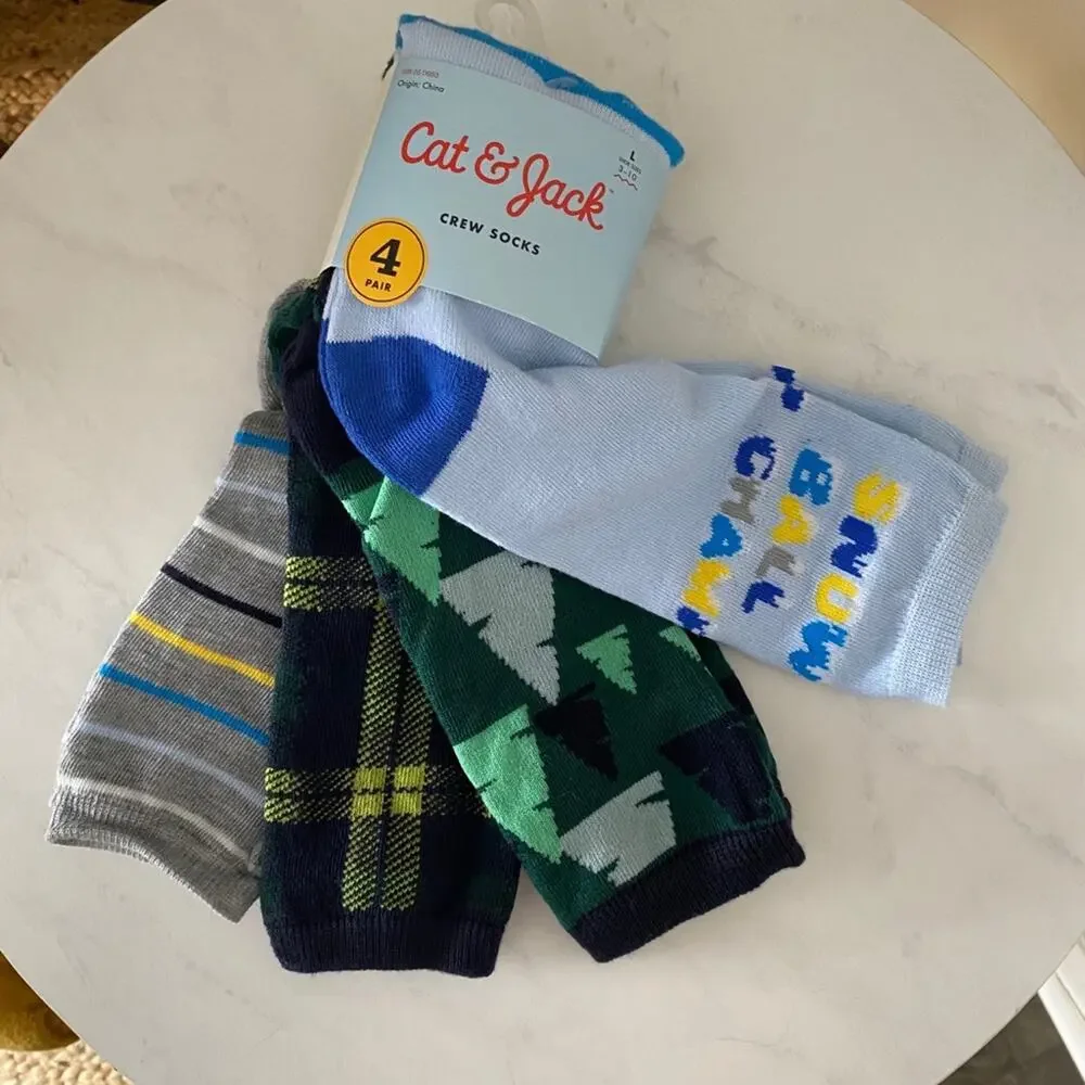 CAT & JACK • 4-Pack Holiday Christmas Crew Socks